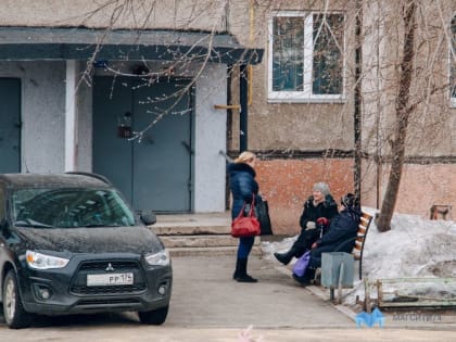 В Челябинске задержали хулигана, который разрисовывал автомобили во дворах