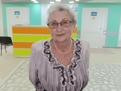 Врачи ЧОКБ избавили пожилую пациентку от гигантской опухоли в голове