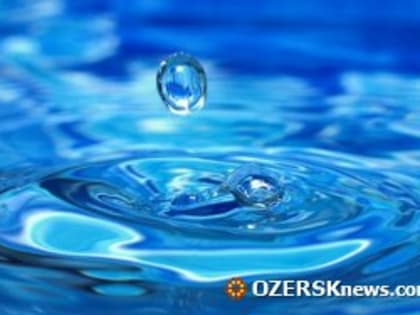 В Озерске на проспекте Ленина ведутся работы по устранению утечки