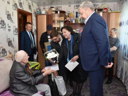 В Нагайбакском районе поздравили ветеранов Великой Отечественной войны