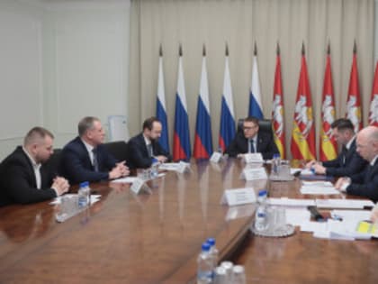 Алексей Текслер принял участие в совещании с аудитором Счетной палаты РФ Дмитрием Зайцевым