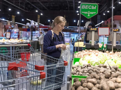 Картошка, капуста и свинина снова дешевеют на Южном Урале