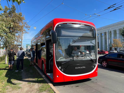 Старт учебного года и выход на улицы Челябинска новых троллейбусов стали главными событиями недели на Южном Урале