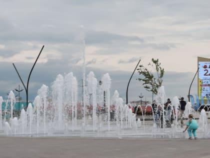 В Магнитогорске открыли вторую очередь парка «Притяжение» со смотровой площадкой и озером в 12 га