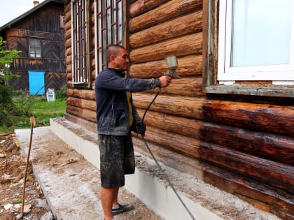 В Медведёвке ремонтируют амбулаторию, в Магнитке – офис врача общей практики