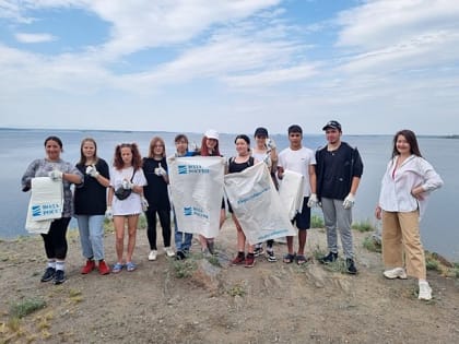 В Озерске муниципальные экологи совместно с добровольцами провели рейд в рамках Всероссийской акции «Вода России»