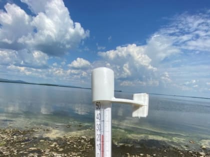 Вода тёплая. Купаться можно