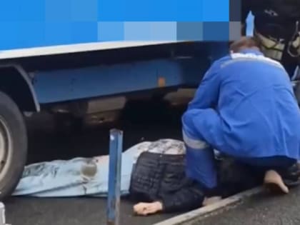 Смертельная авария в Челябинске: пенсионерка погибла под колесами грузовика
