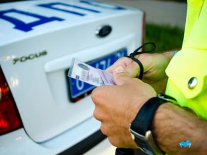 Срок действия истекших водительских удостоверений продлевается на три года