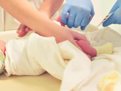 «Кровь берут из пятки»: в Челябинской области новорожденных проверяют на 36 наследственных заболеваний