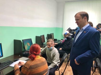 По инициативе справедливоросса в Челябинске открыли компьютерный класс
