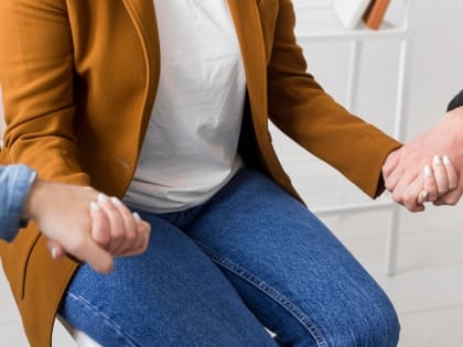 Вся страна ездит лечить неврозы в Челябинск: областная психоневрологическая больница устроила день открытых дверей для СМИ