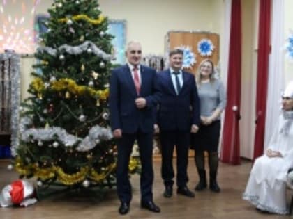 В Центре помощи детям прошли праздничные представления