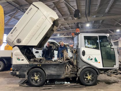 Дружный коллектив, полезная работа