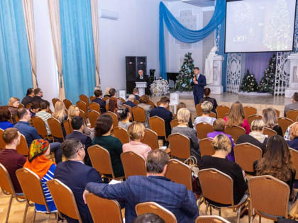 Серьёзная дискуссия с поэтическим названием