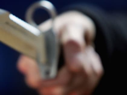 Челябинец напал на автолюбителя, угрожая ножом