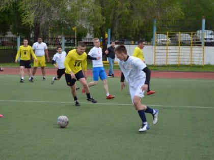 В Челябинске прошел футбольный турнир среди команд национальных диаспор