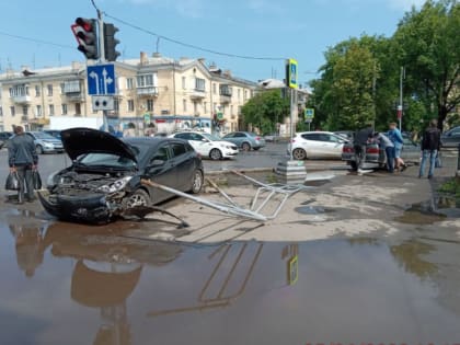 Массовое ДТП произошло в Копейске Челябинской области сегодня утром
