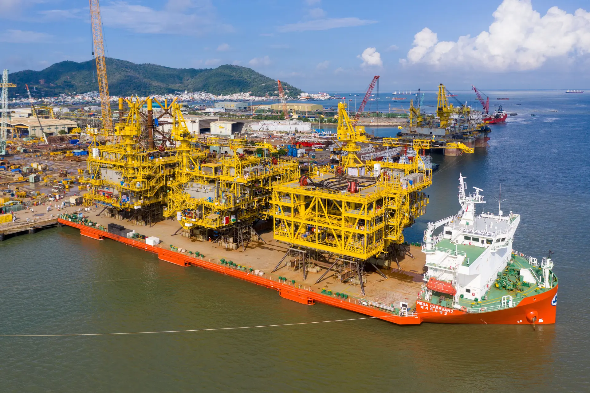 OIL & GAS