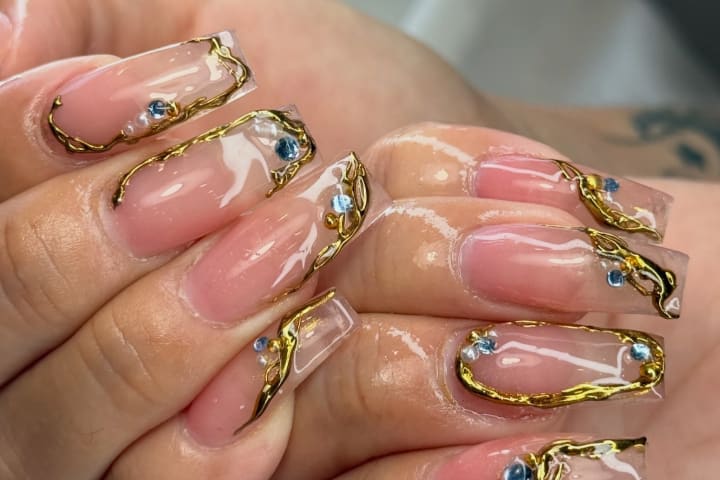 Nail design thumbnail for Instagram post Dbg-tLTj-Y6