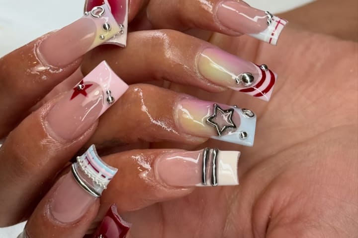 Nail design thumbnail for Instagram post DarPQE8FO9U