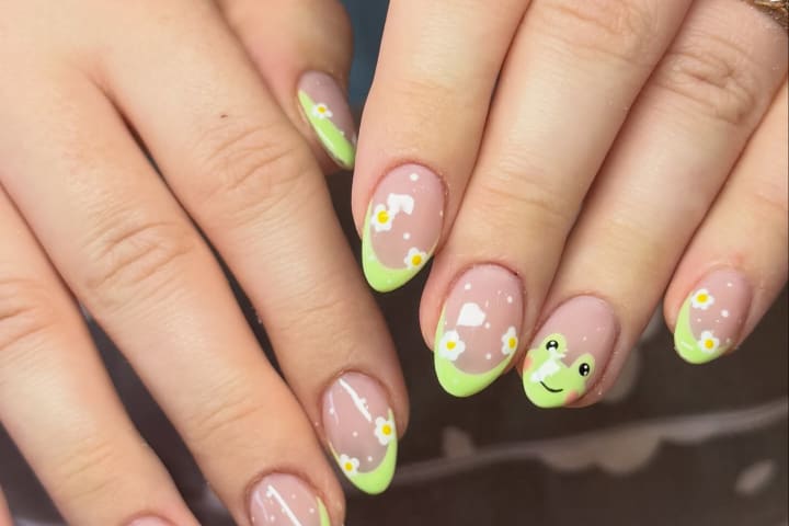 Nail design thumbnail for Instagram post DW9ynDqEip8