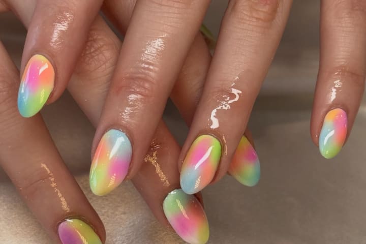 Nail design thumbnail for Instagram post DZJDb3sj_Vy