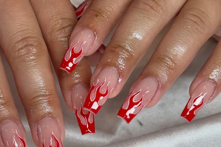 Nail design thumbnail for Instagram post DZdP0GFD2pi
