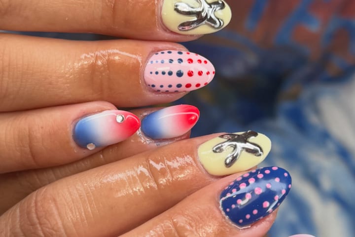 Nail design thumbnail for Instagram post DaJl5WEGTUI