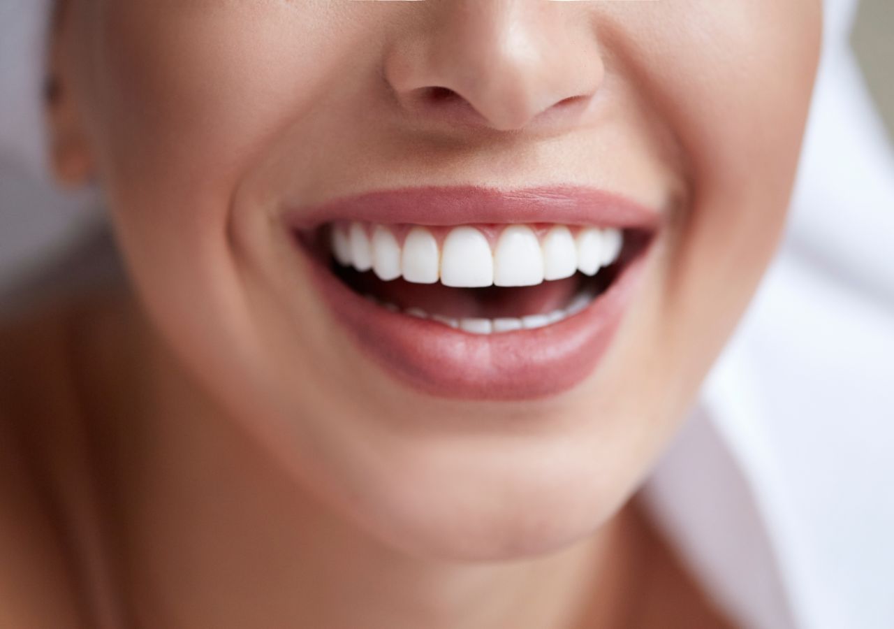 The top benefits of mastic gum for oral health
