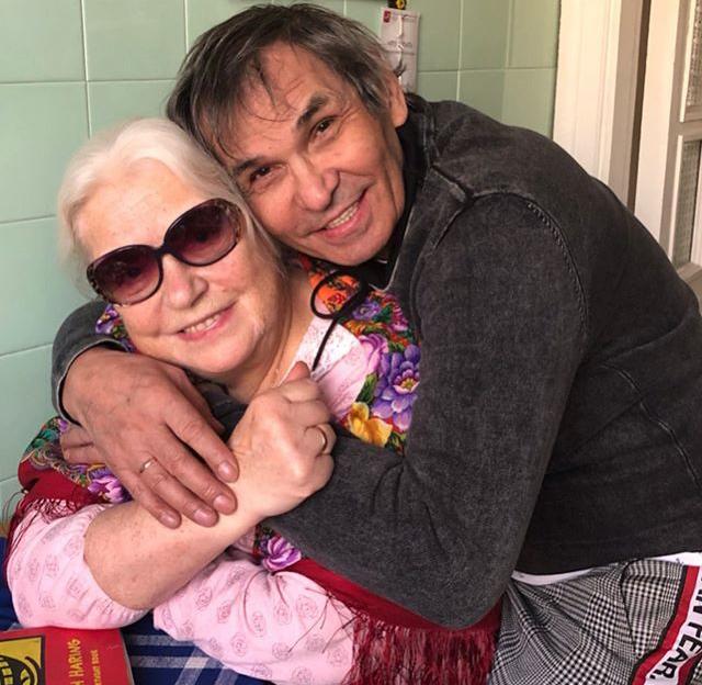 «Мне страшно»: Лидия Федосеева-Шукшина адресовала Бари Алибасову открытое письмо