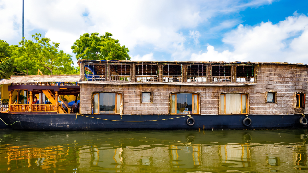 Chunnambar boathouse