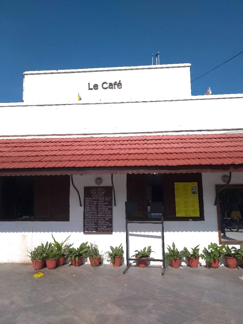 Le Café