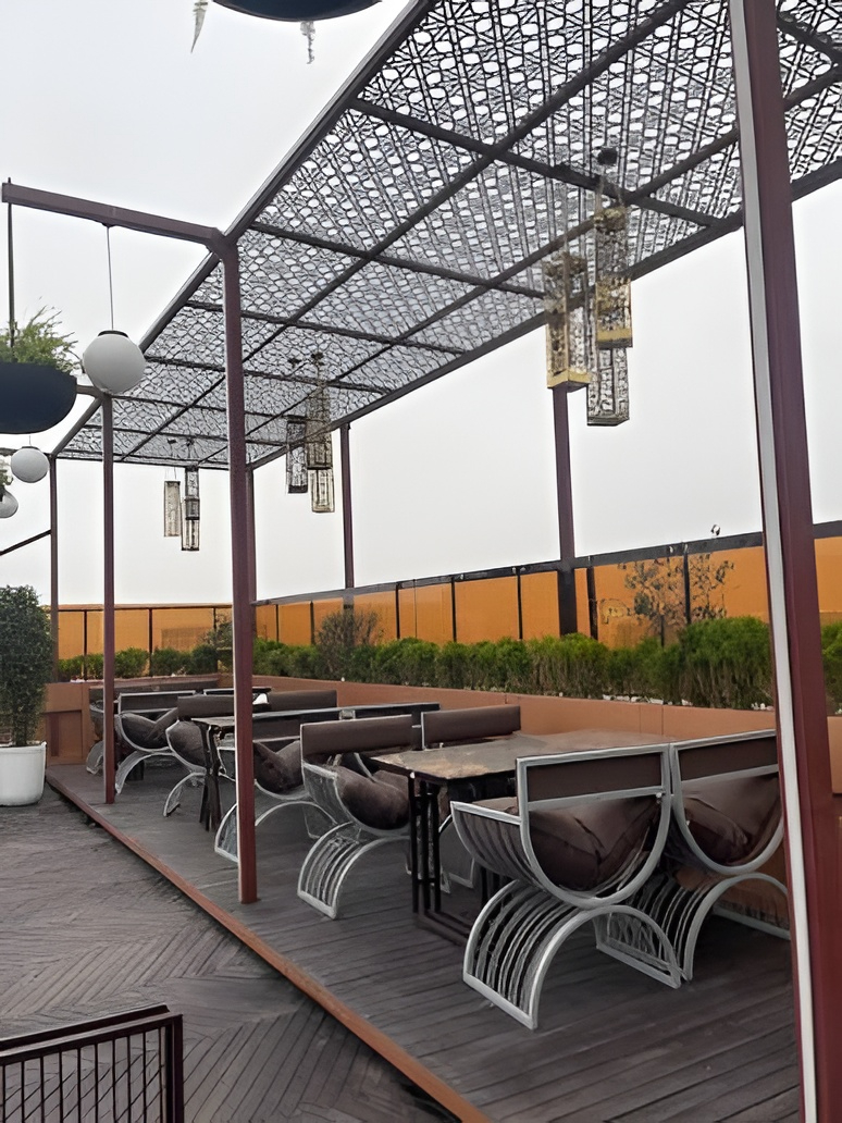 Le Toit Restobar