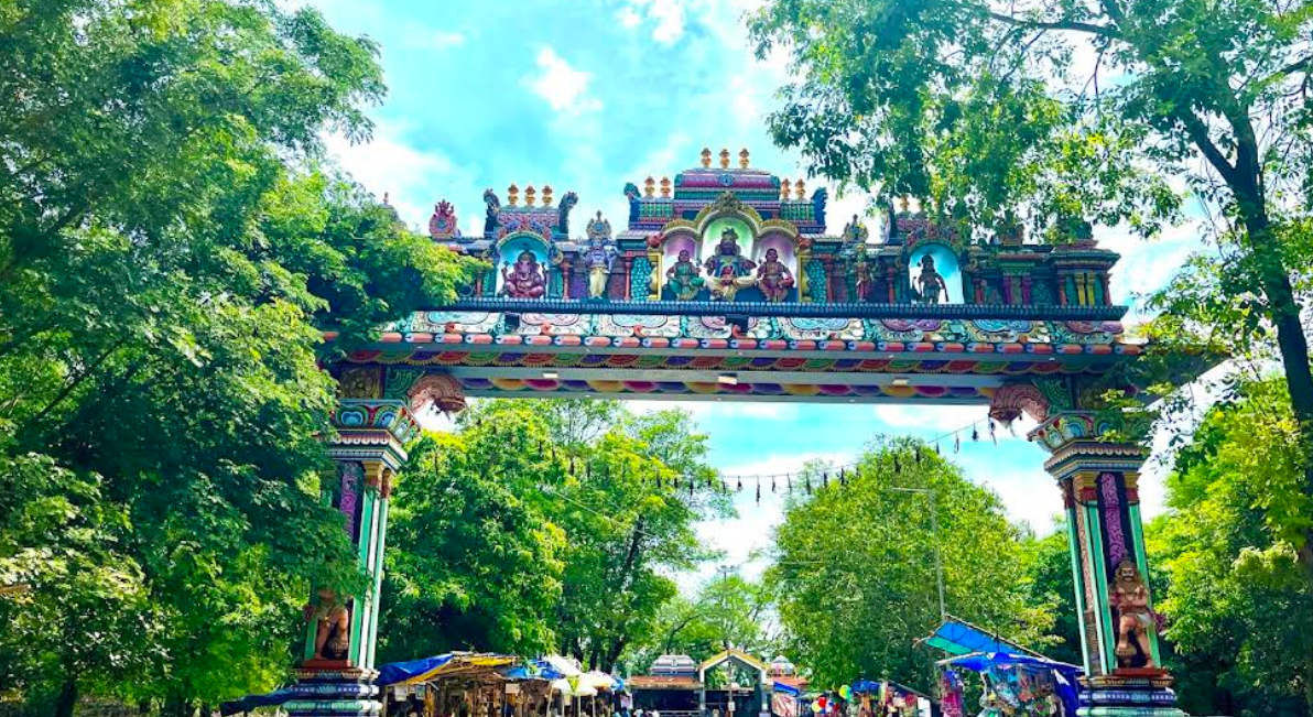 Azhagu Muthu Ayyanar Temple