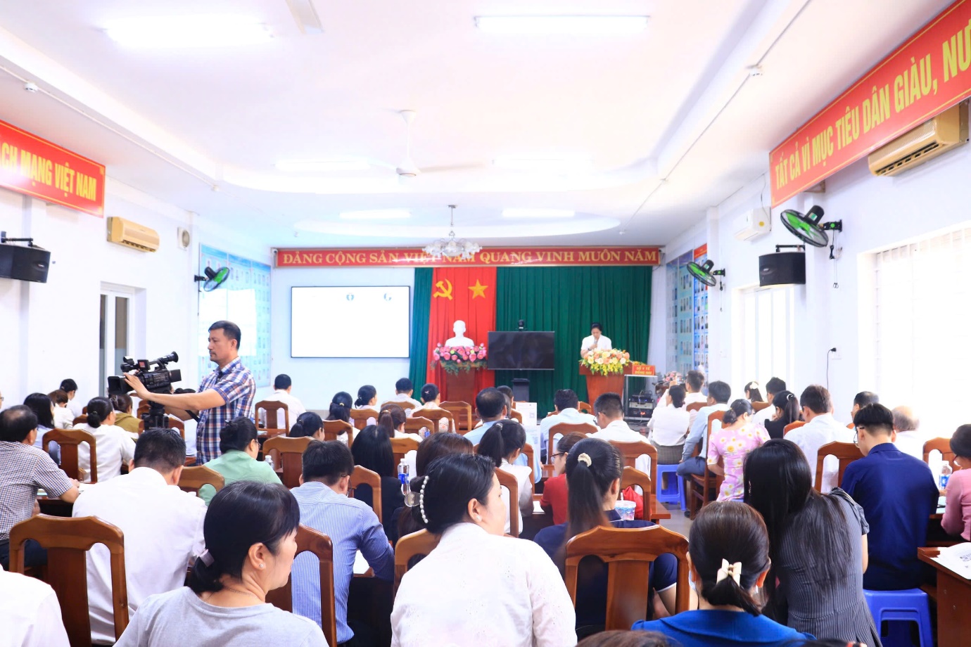 Khung cảnh hội nghị thúc đẩy triển khai Phần mềm ngày 24.4 tại Đồng Nai.