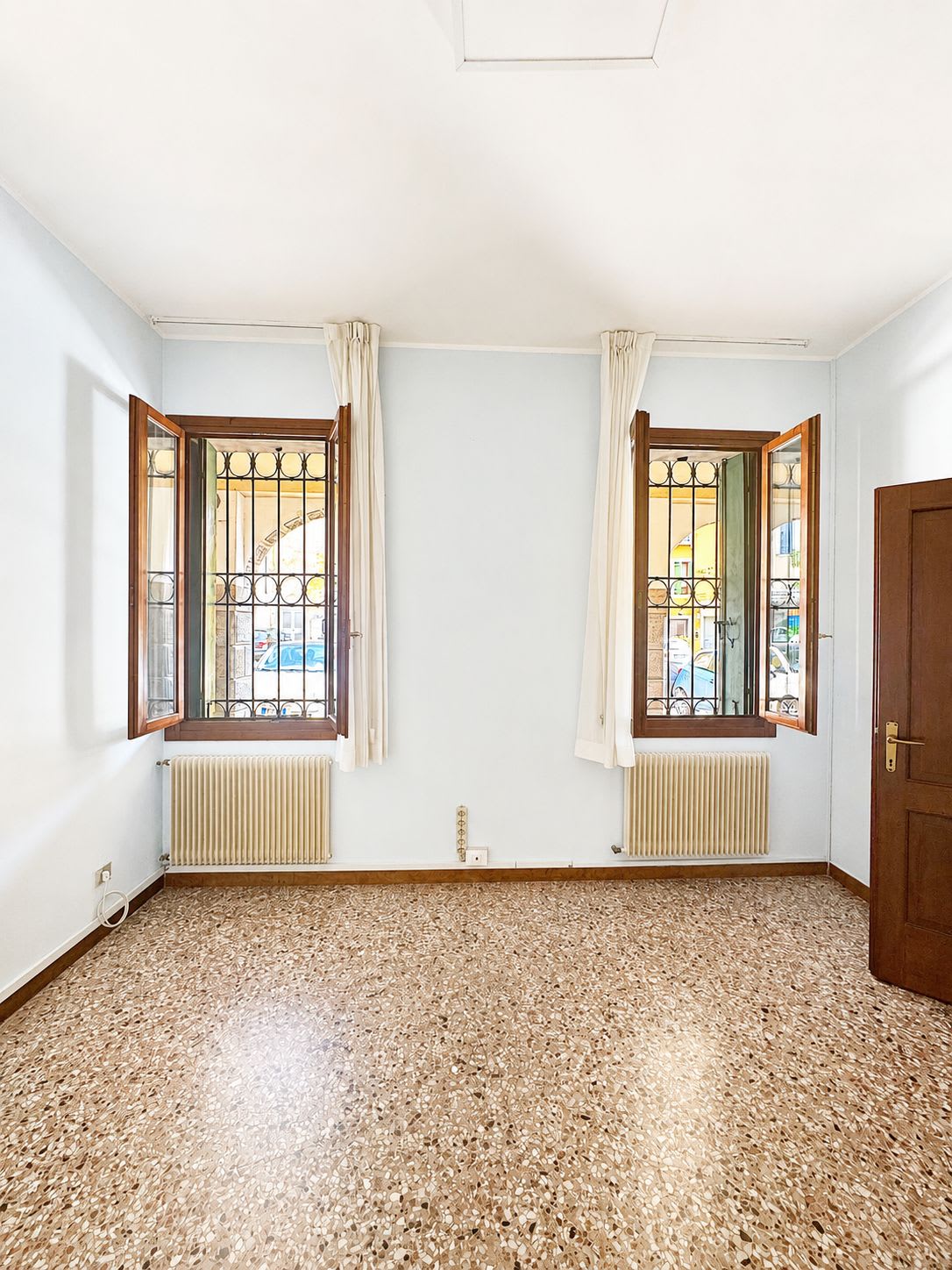 Ufficio di rappresentanza al piano terra con giardino interno ad Este - Foto 8