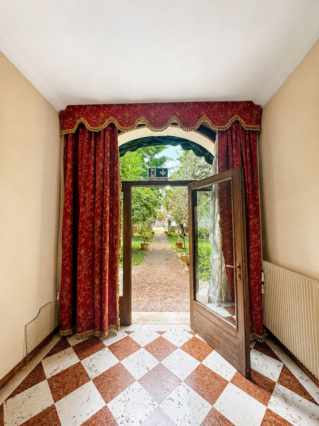 Ufficio di rappresentanza al piano terra con giardino interno ad Este - Foto 12
