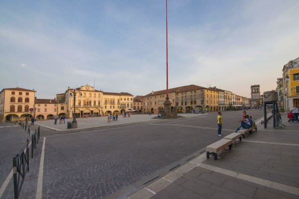 Asset Commerciale a Reddito con Conduttore Istituto Finanziario di primario Valore 