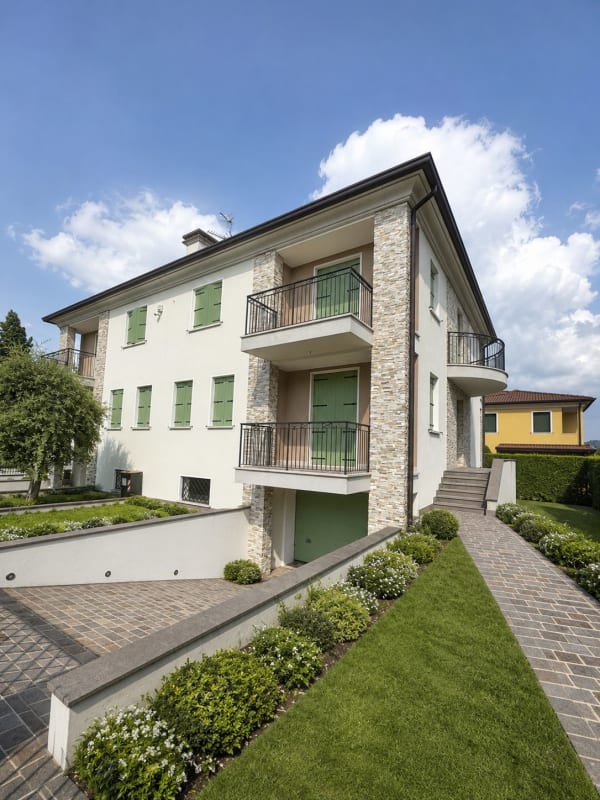 Porzione di bifamiliare al grezzo con giardino a Valsanzibio, Galzignano