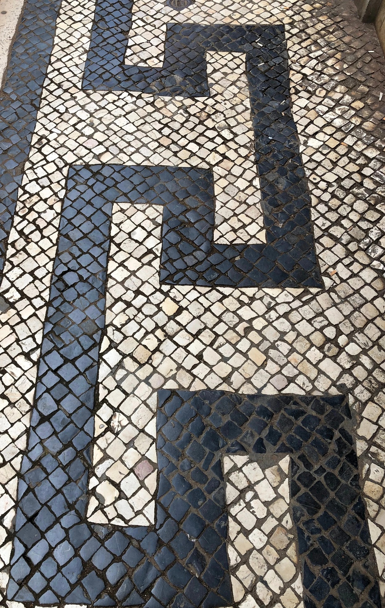 Portuguese pavement