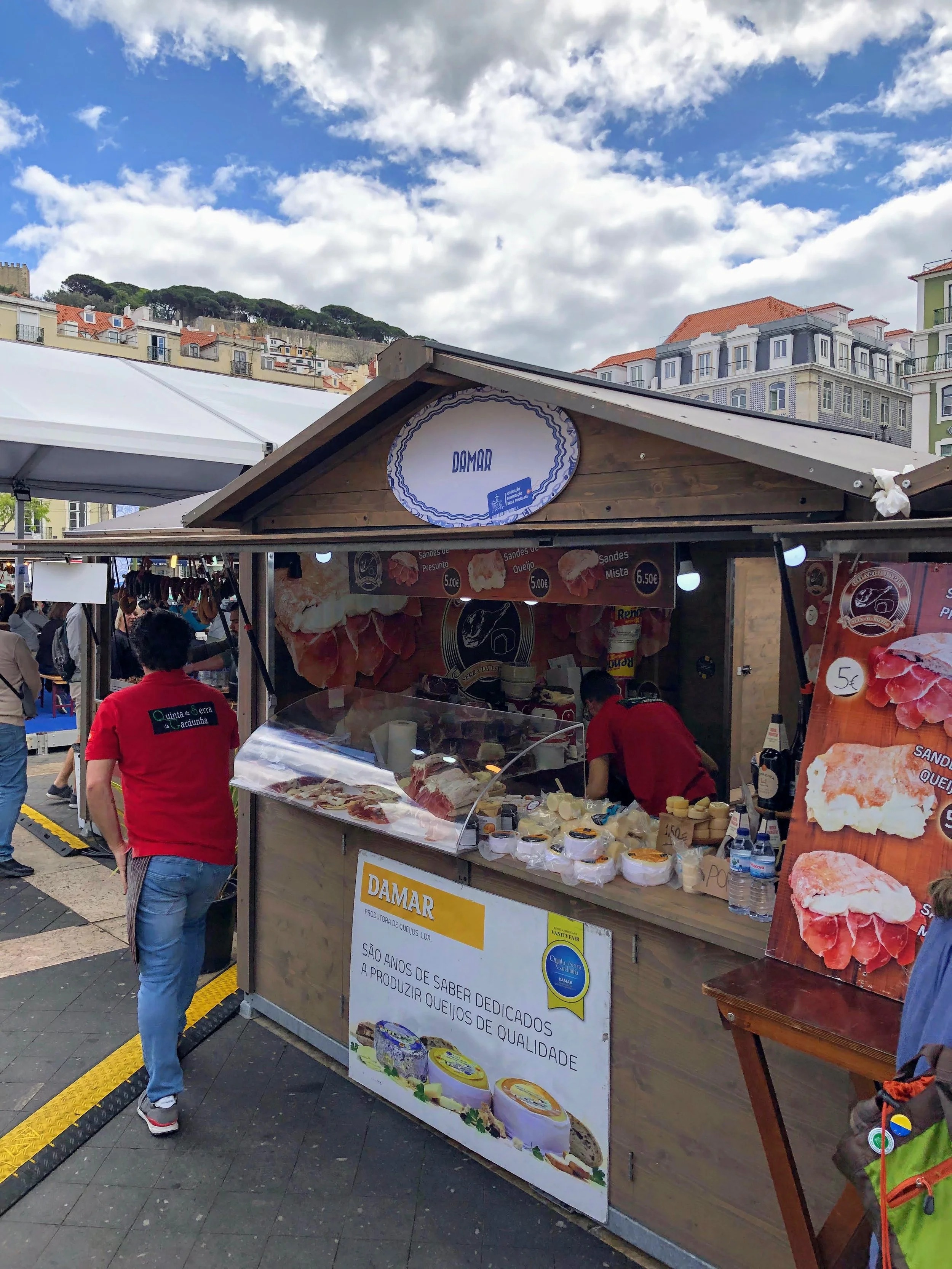 Wonderful stand at Praça da Figueira Market