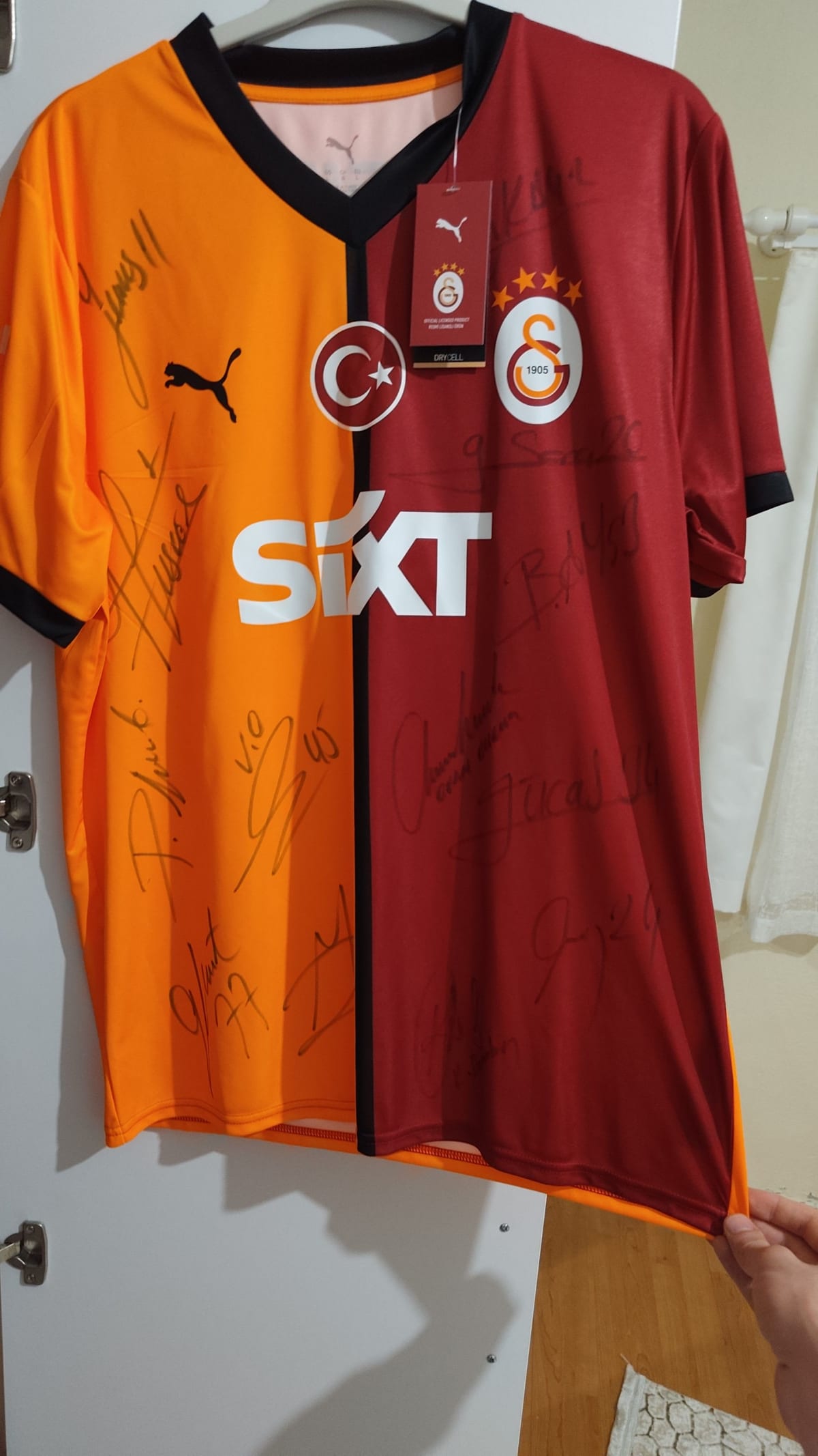 Galatasaray 25. Şampiyonluk Kadrosu Islak İmzalı Forma
