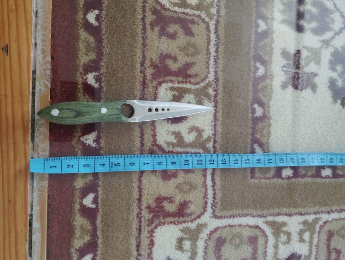 Sıfır durumda kolye bıçak