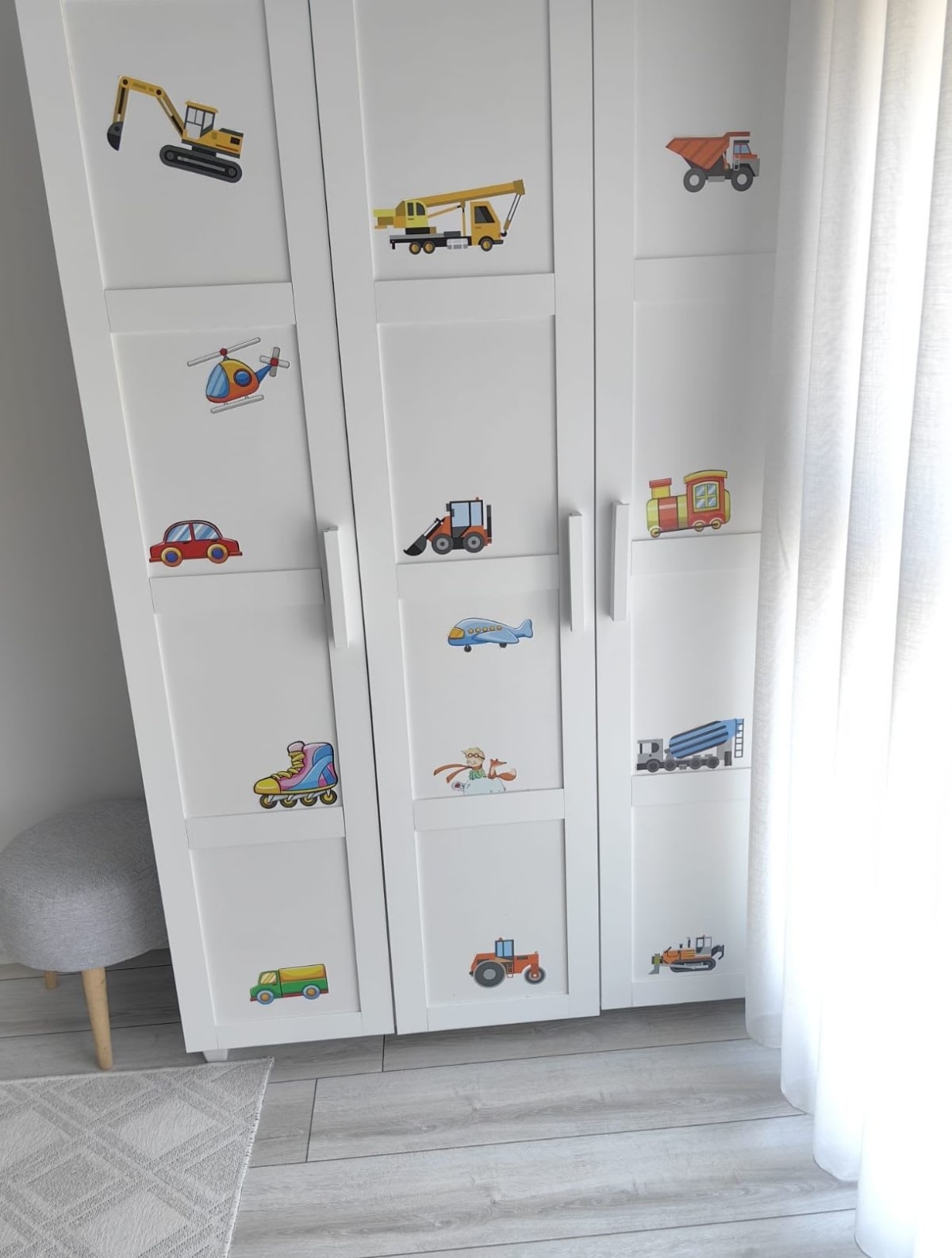 Çocuk Odası İçin Gardırop 