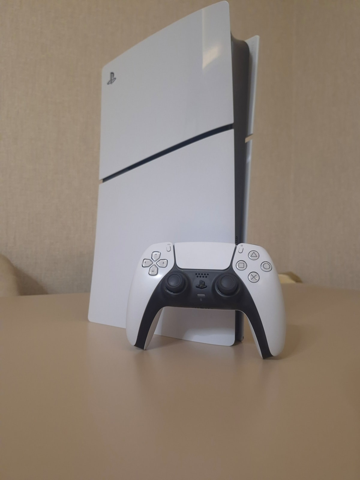 sıfır ayarın da ps5 slim 1tb dijital sürüm