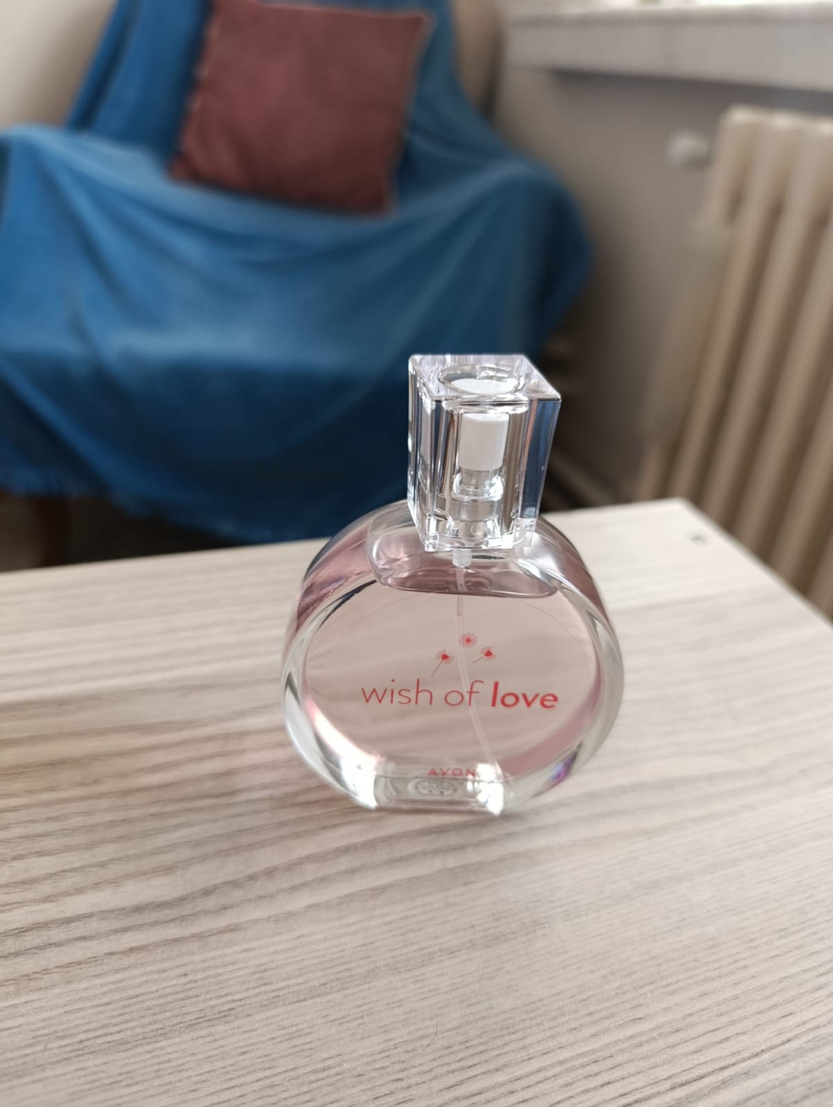 Bayan parfümü sıfır Avon 
