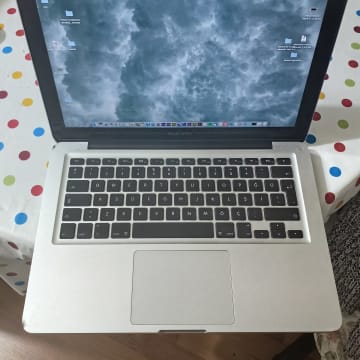 Macbook pro 2011 intel core i7 2.8 ghz - İkinci El Ürün - Jextle
