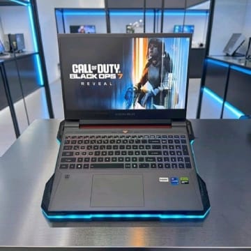 Oyuncu Laptopu Siyah & Mavi Işıklı Tasarım - İkinci El Ürün - Jextle