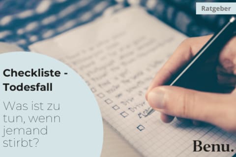 Notizblock mit Checkliste für Sterbefall